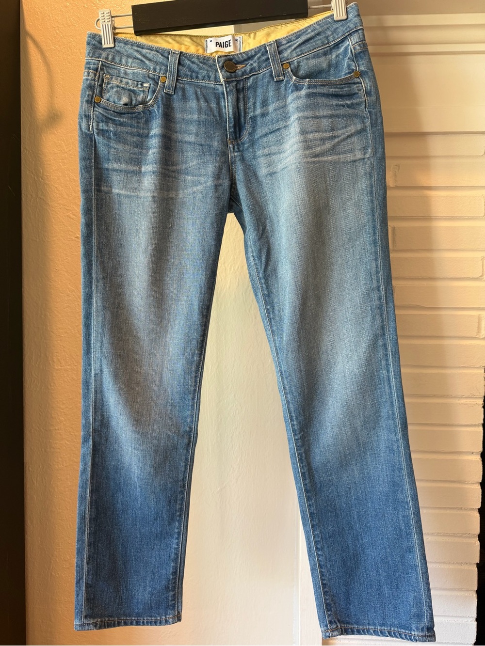 PAIGE James Crop Jeans Woman’s Size 26 Medium Wash Stretch Denim Staight Leg